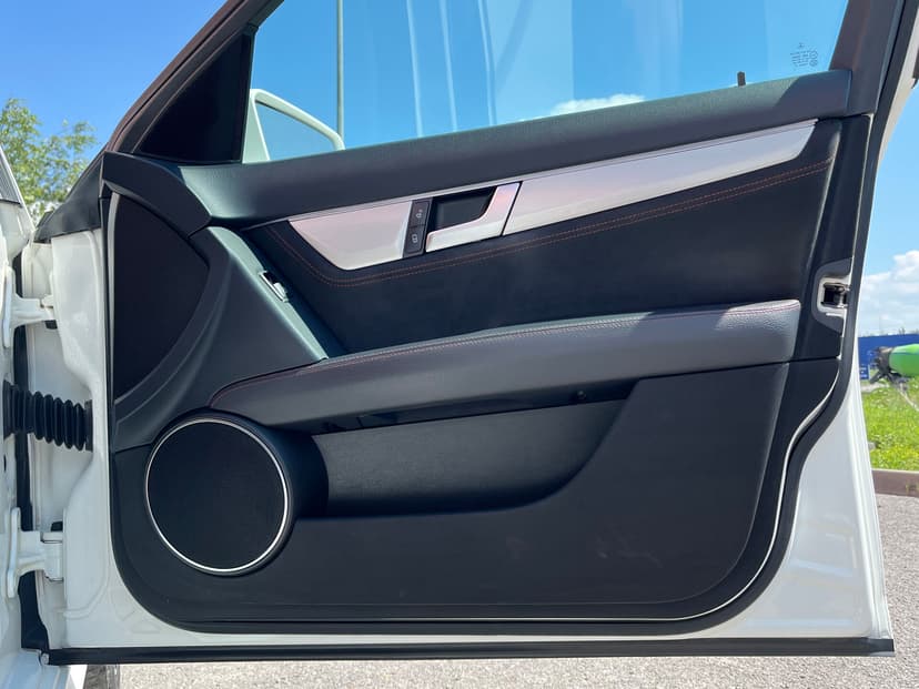mercedes-benz-c-класс-2013-44-30