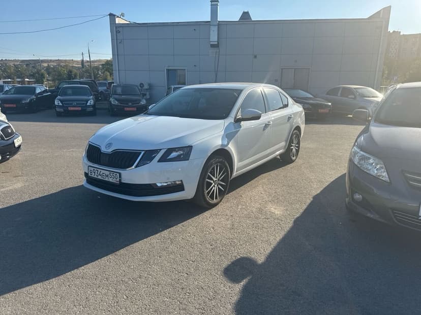 skoda-octavia-2019-324-0