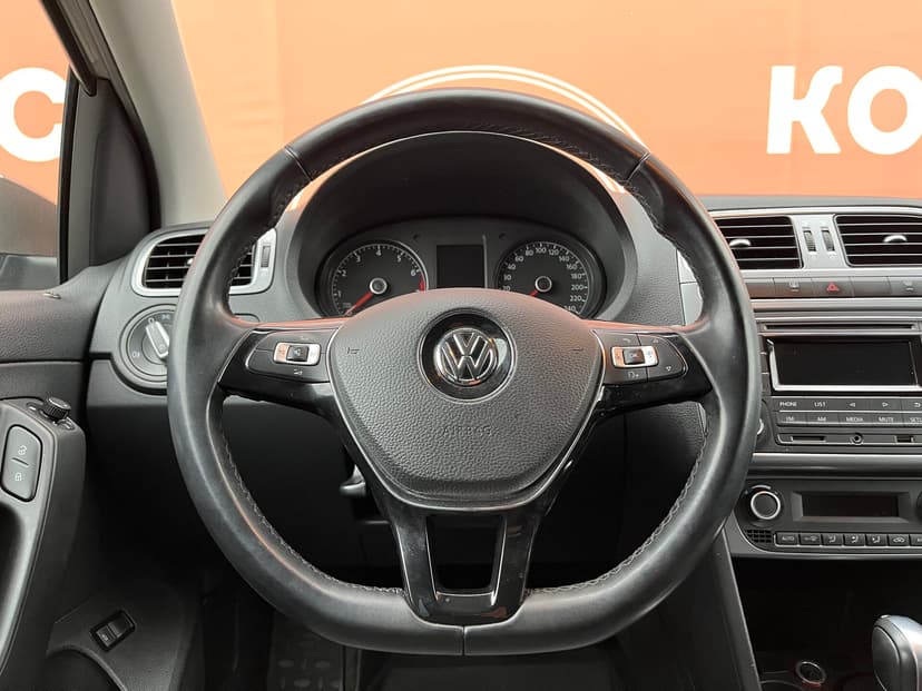 volkswagen-polo-2017-96-10
