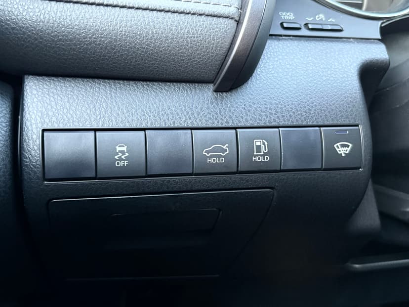 toyota-camry-2021-288-20
