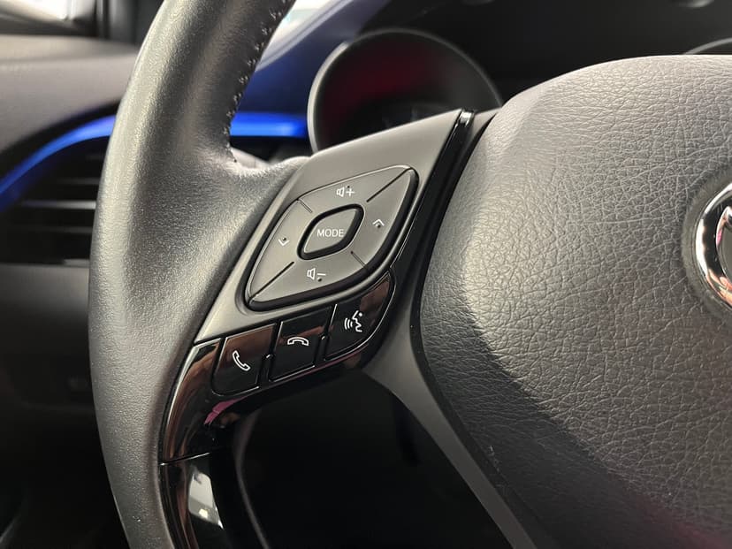 toyota-c-hr-2021-24-11