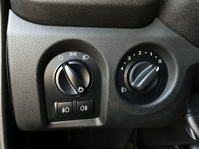 ваз (lada)-2121 (4x4) urban-2020-404-17