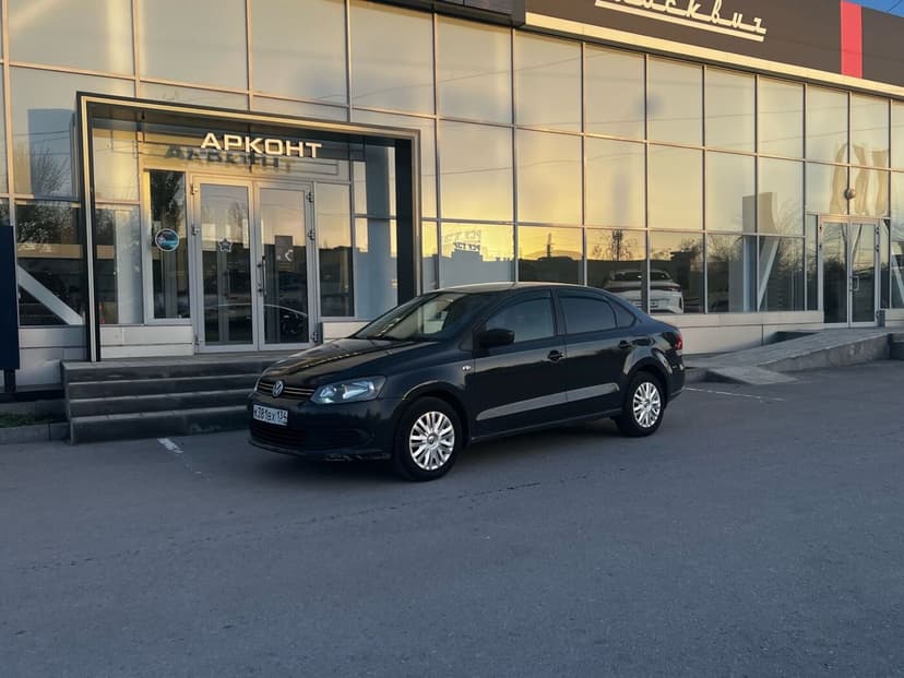 volkswagen-polo-2013-650-0