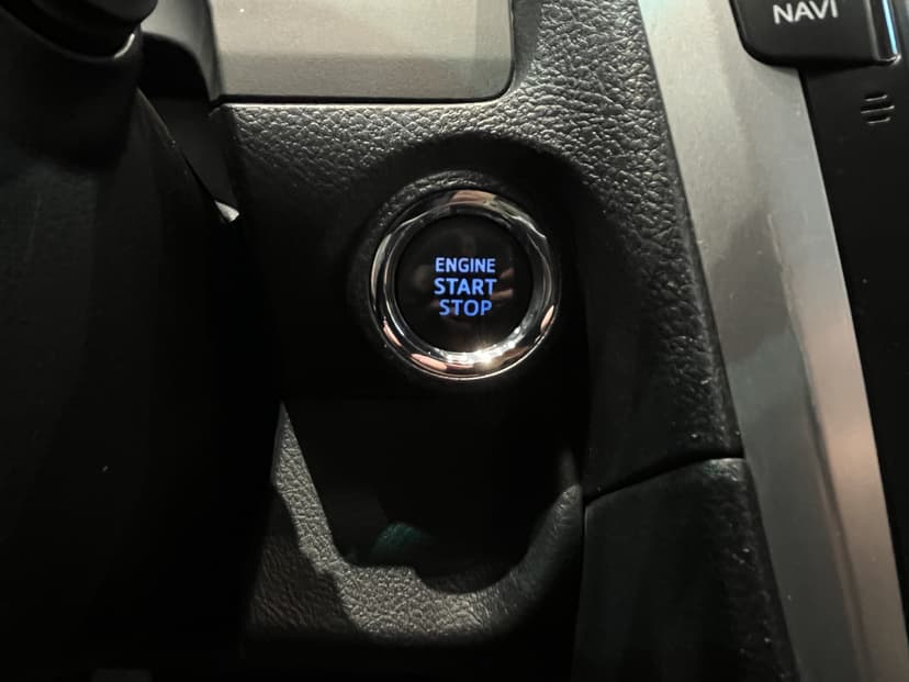 toyota-camry-2017-1100-10