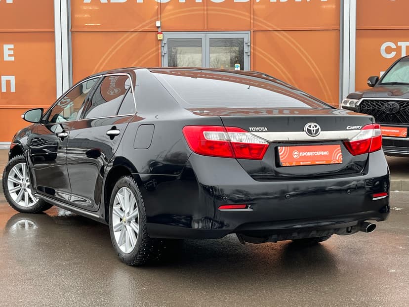 toyota-camry-2014-933-6