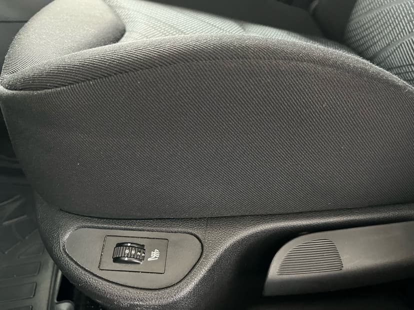 peugeot-308-2011-165-14