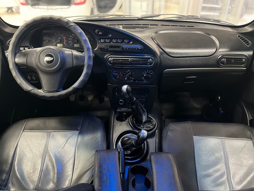 chevrolet-niva-2010-959-10