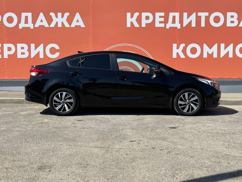 kia-cerato-2017-60-3
