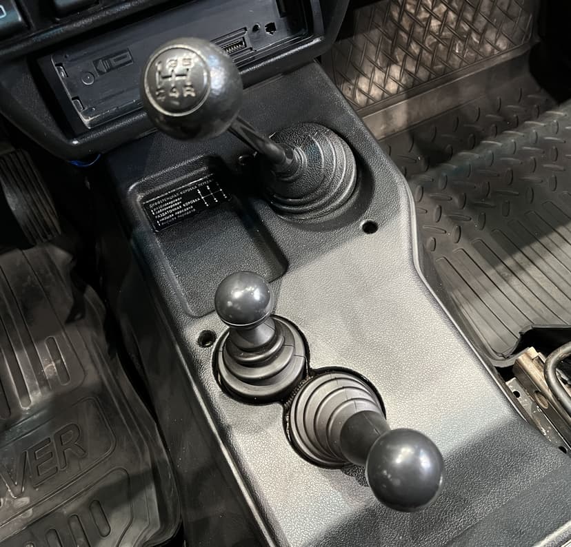 ваз (lada)-4x4 (нива)-2011-1159-15