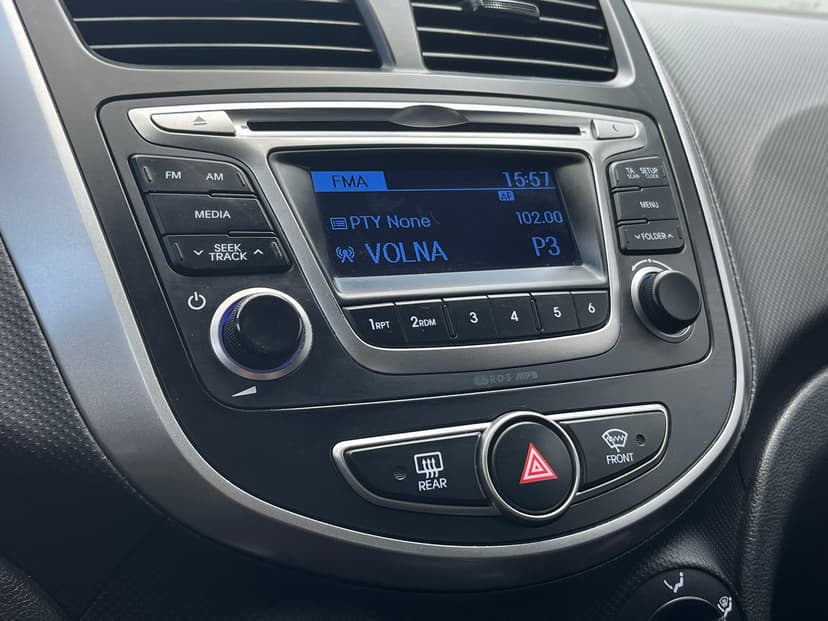 hyundai-solaris-2015-27-9