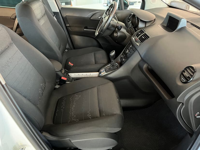 opel-meriva-2014-180-26
