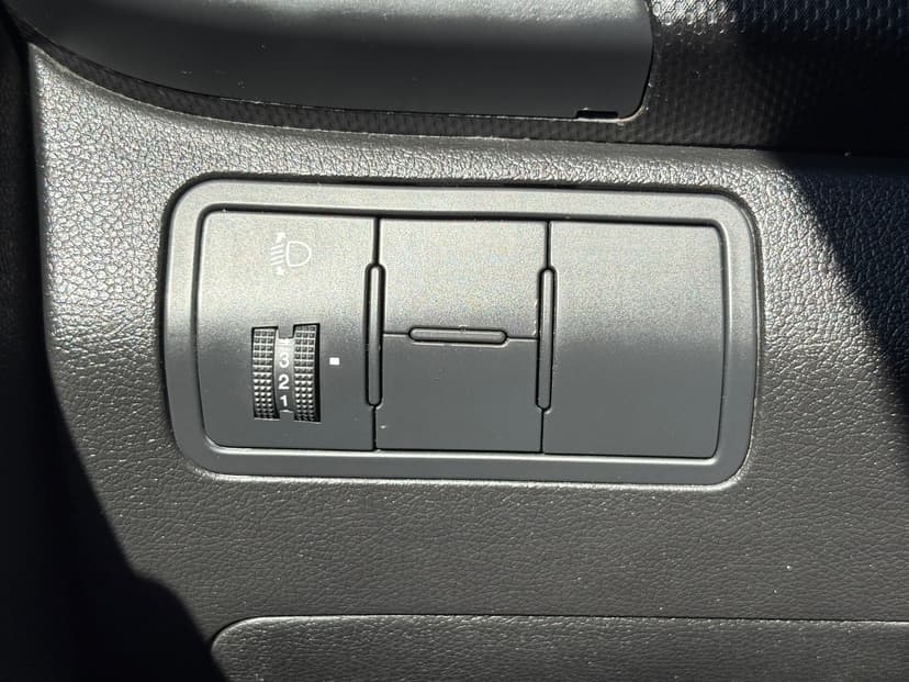 hyundai-solaris-2014-202-18