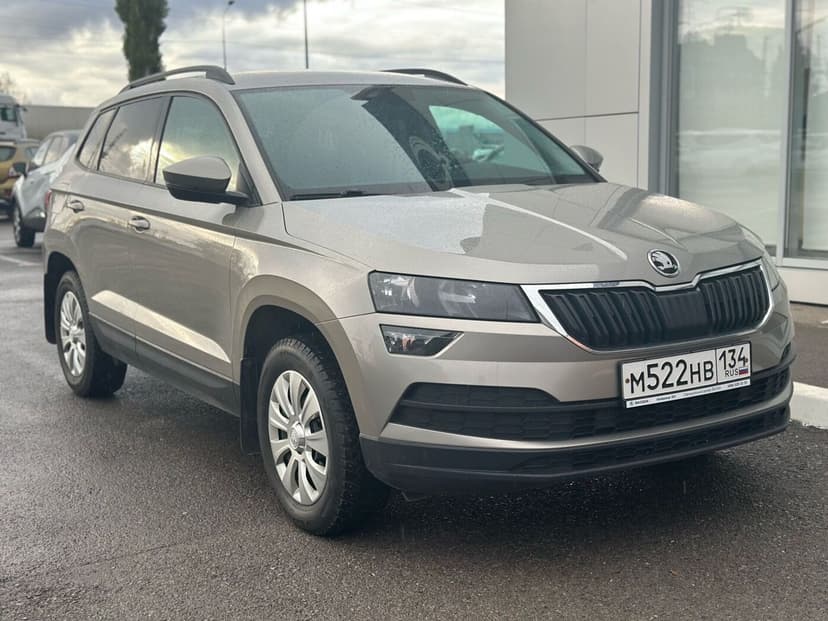 skoda-karoq-2021-615-0