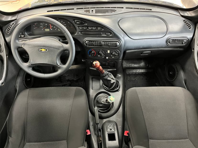 chevrolet-niva-2004-179-12