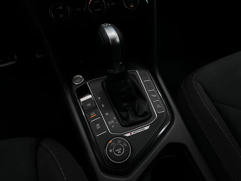 volkswagen-tiguan-2017-342-25