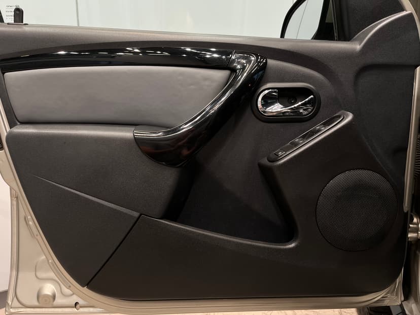 ваз (lada)-largus cross-2021-1111-1