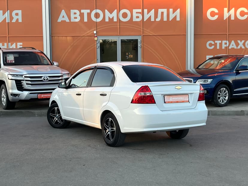 chevrolet-aveo-2011-209-6