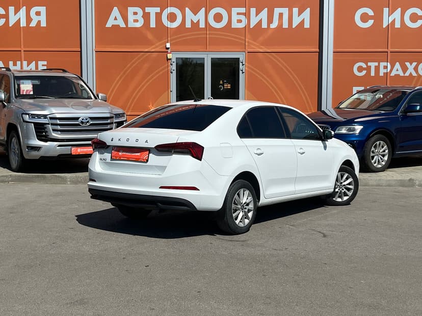 skoda-rapid-2020-189-4