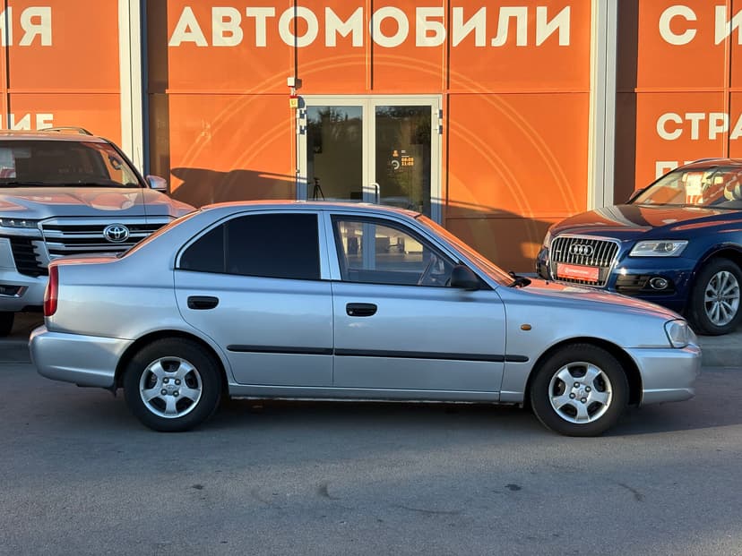 hyundai-accent-2008-235-3