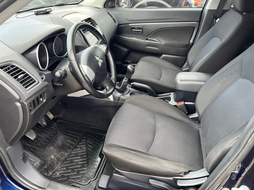 mitsubishi-asx-2012-300-13