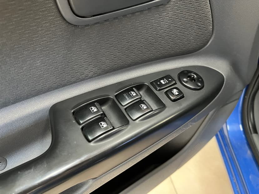 kia-rio-2010-208-15