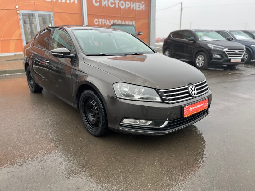 volkswagen-passat-2012-942-0