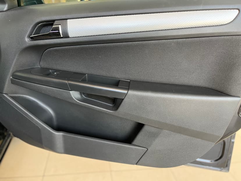 opel-astra-2005-261-18