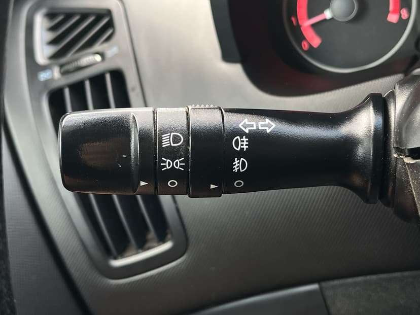 kia-ceed-2010-52-16