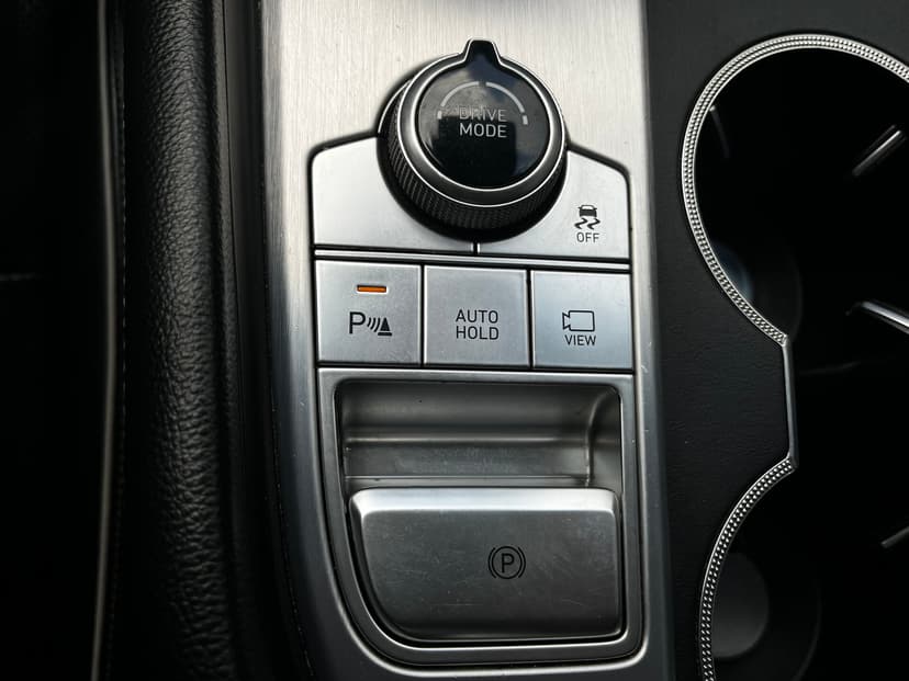 genesis-g70-2018-287-18