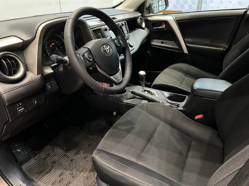 toyota-rav4-2013-1124-15