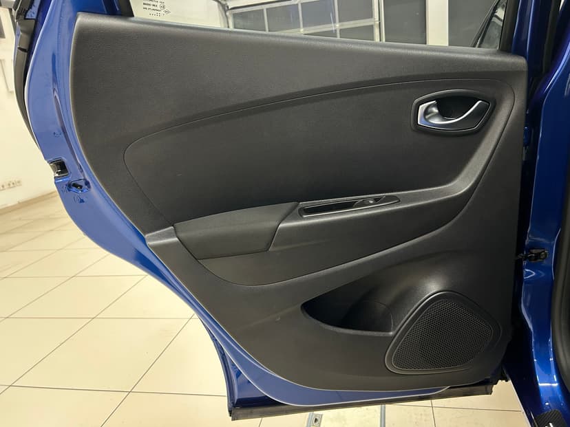 renault-kaptur-2022-570-24