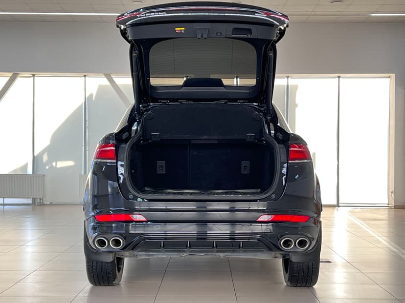 geely-tugella-2023-368-7