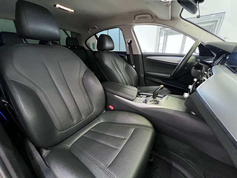 bmw-5 серия-2017-10-39