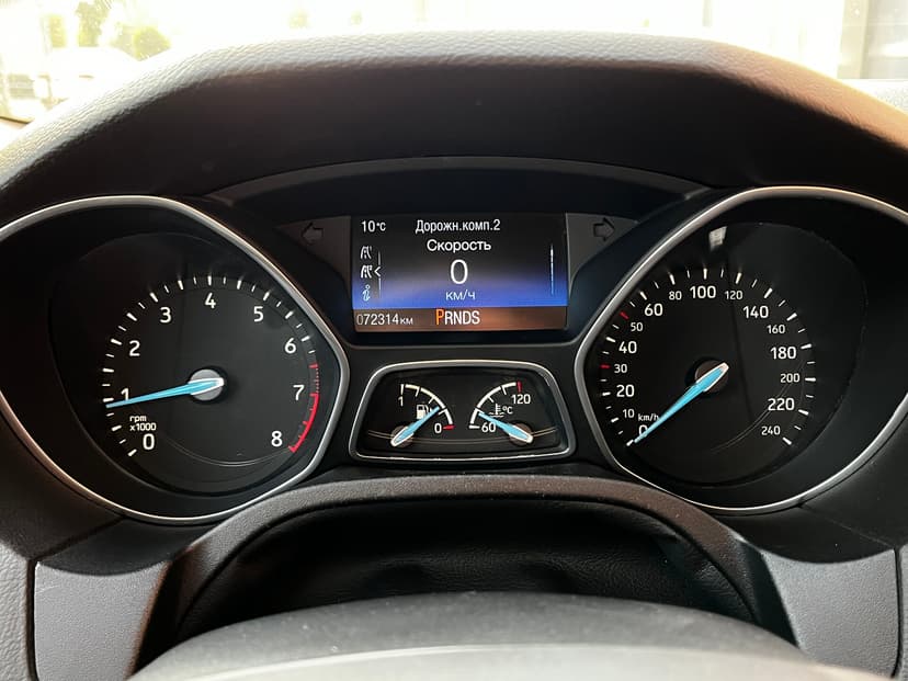 ford-focus-2015-545-32
