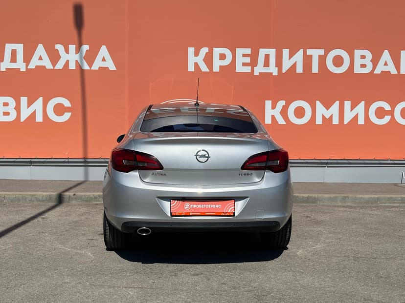opel-astra-2013-77-5