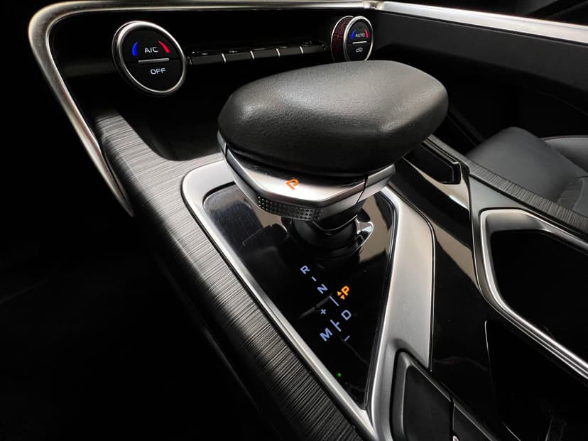 geely-tugella-2023-368-28