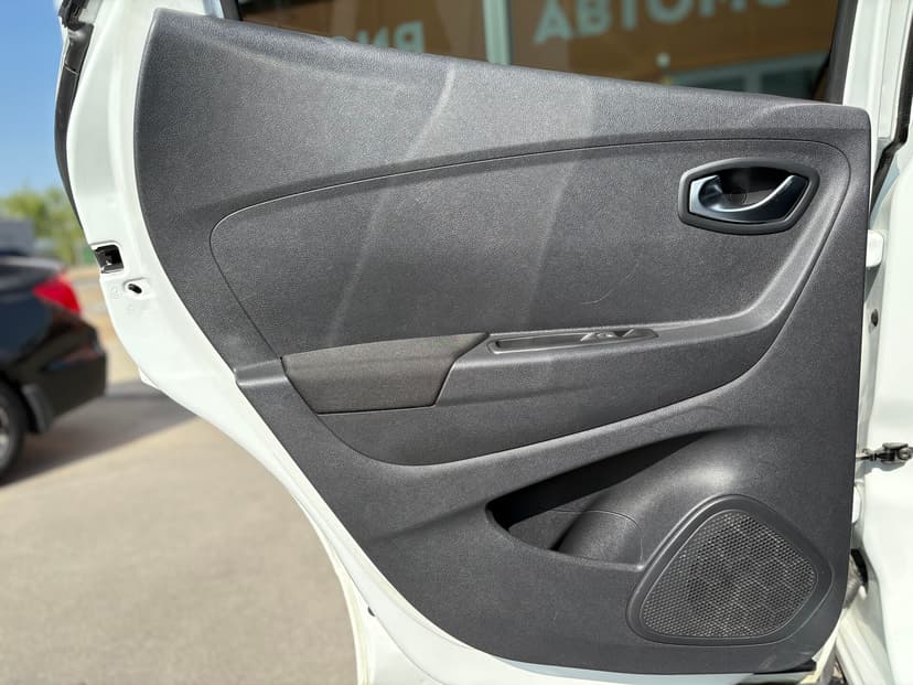 renault-kaptur-2021-264-26