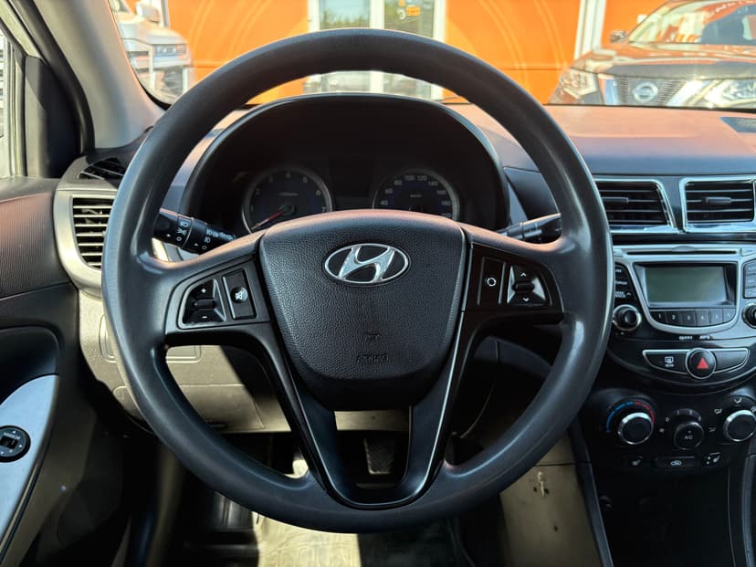 hyundai-solaris-2014-202-11