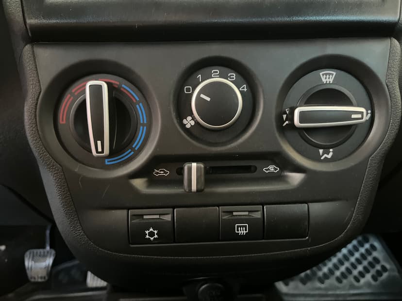 ваз (lada)-granta-2023-301-16