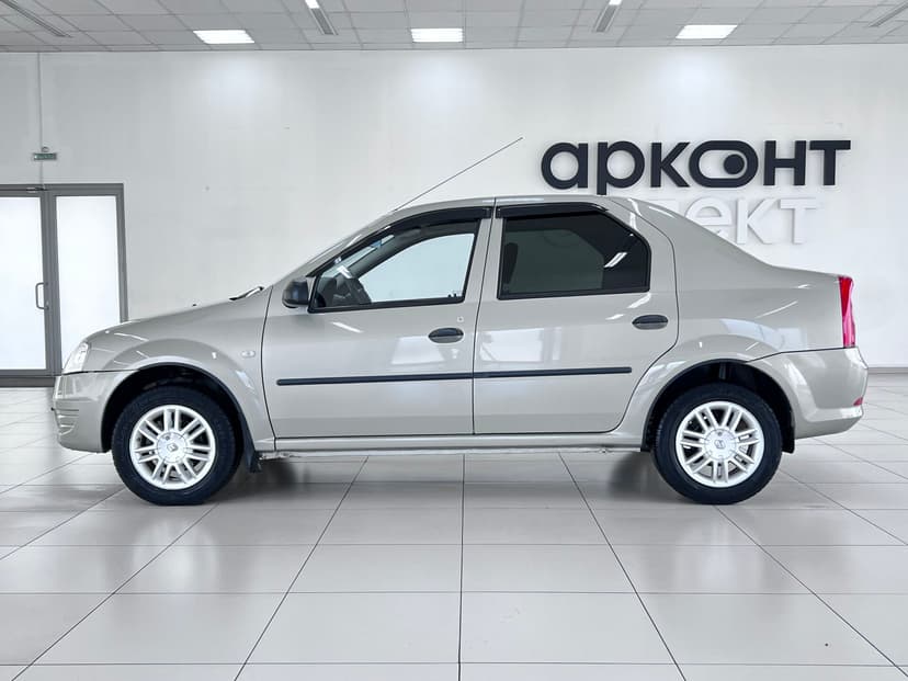 renault-logan-2012-270-6