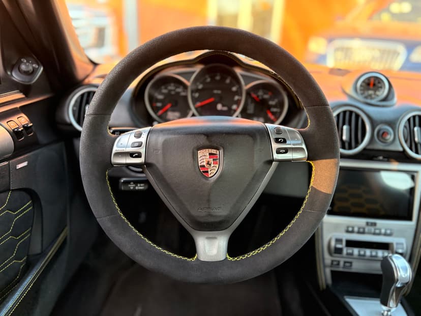 porsche-cayman-2007-330-11