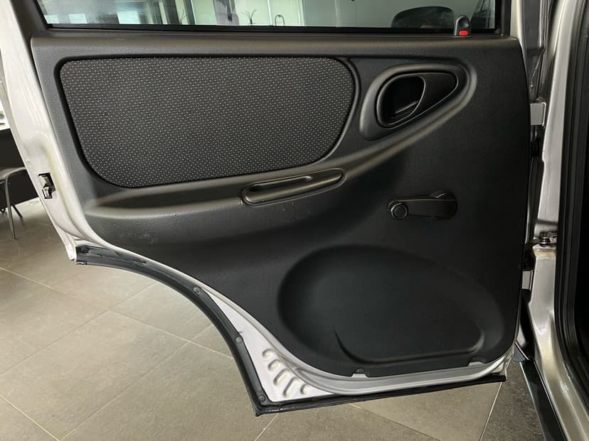 chevrolet-niva-2015-21-19