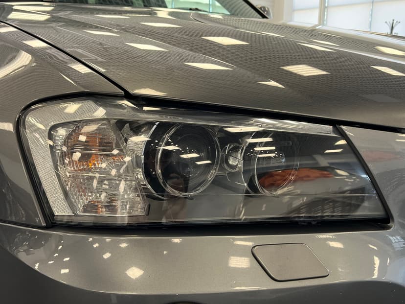 bmw-x3-2011-38-32
