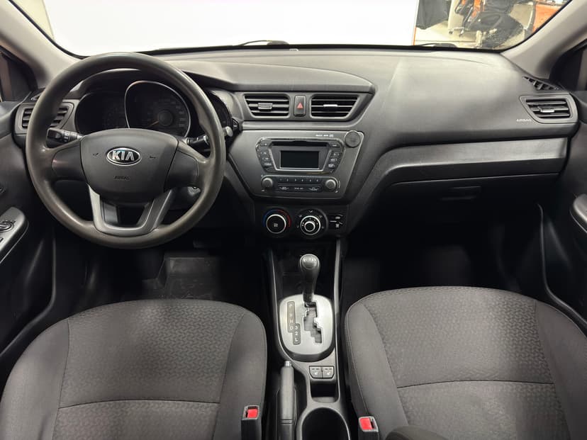 kia-rio-2013-653-10