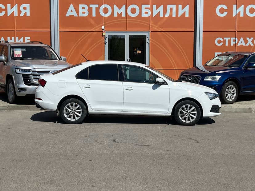 skoda-rapid-2020-189-5