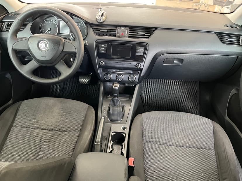 skoda-octavia-2015-375-12