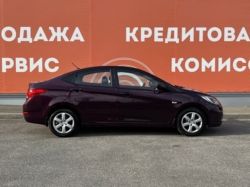 hyundai-solaris-2011-72-3