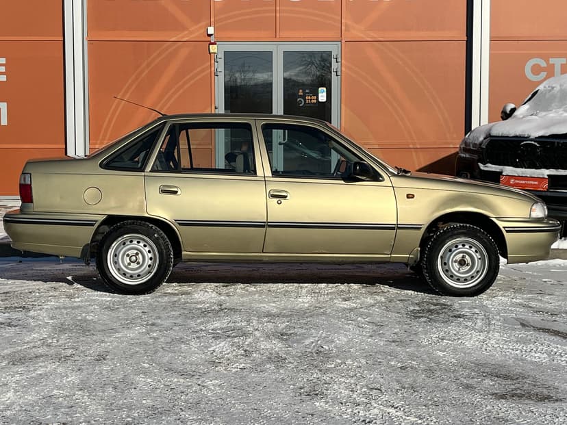 daewoo-nexia-2007-996-3