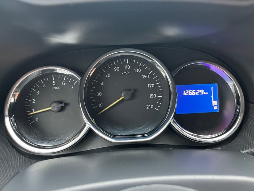 renault-duster-2018-775-14