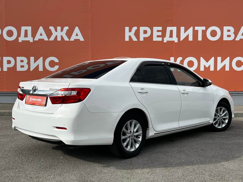 toyota-camry-2013-298-4